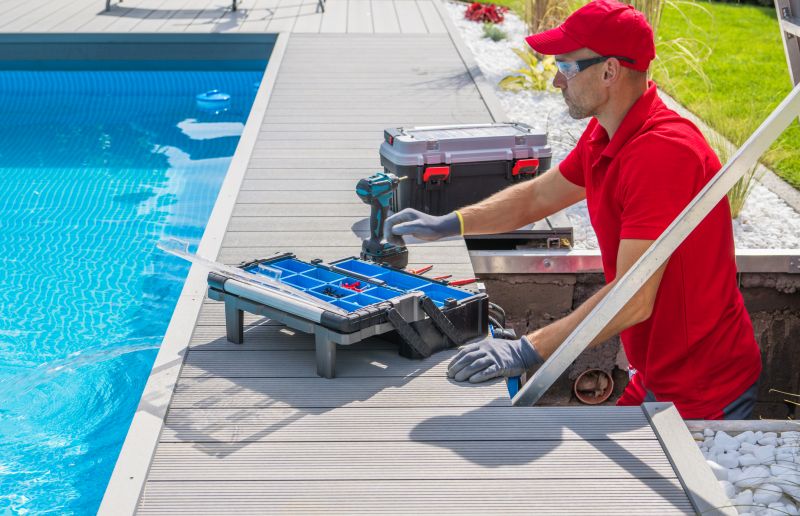 Fiberglass Pool Repair Service
